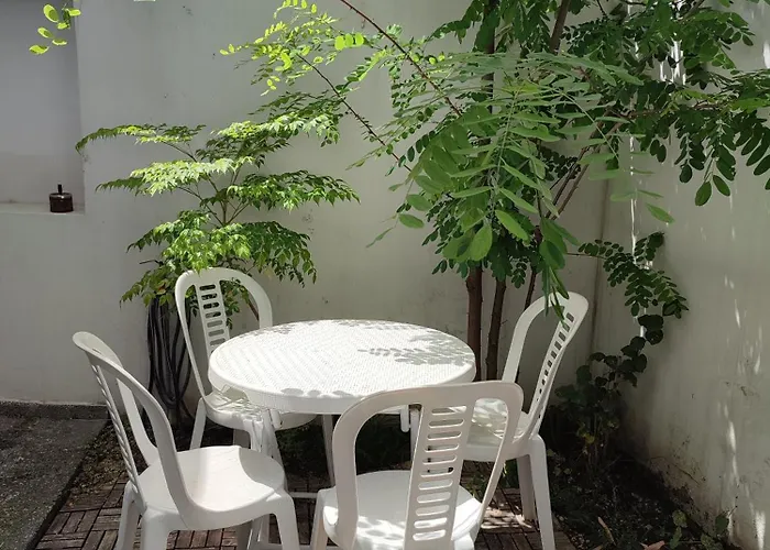 בית נופש Chris House *