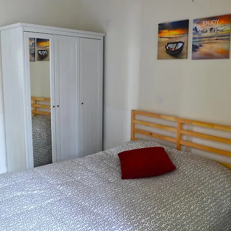 Chris House Lefkoşa