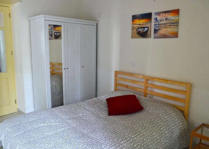 Chris House Lefkoşa